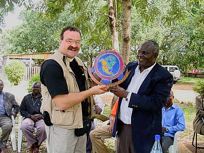 Harrison visits Obare 2003